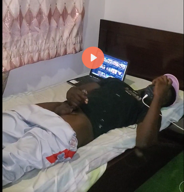 caught bro wanking to gf on a video call